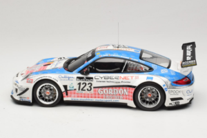 Porsche 911 997 GT3 R #123 Muhlner Motorsport E. Fumal / E. Thiry 24 Hours of Spa 2011 Minichamps 1:18 151118923 Metal — billede 3 af 6