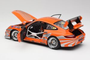 Porsche 911 997 GT3 R #88 Porsche Consulting 2005 AUTOart 1:18 77821 Metal — billede 5 af 8
