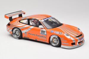 Porsche 911 997 GT3 R #88 Porsche Consulting 2005 AUTOart 1:18 77821 Metal — billede 6 af 8