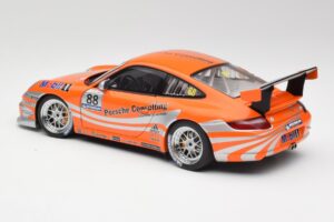 Porsche 911 997 GT3 R #88 Porsche Consulting 2005 AUTOart 1:18 77821 Metal — billede 7 af 8