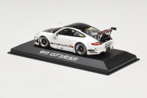 Porsche 911 997 GT3 RS Hvid Minichamps 1:43 WAP0203018 Metal — billede 3 af 4