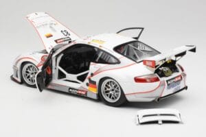 Porsche 911 997 GT3 RSR #83 Team Seikel L. Nielsen / M. Ehret / D. Farnbacher 24 Hours of Le Mans 2006 Minichamps 1:18 100066 — billede 5 af 8
