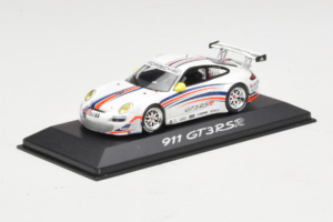 Porsche 911 997 GT3 RSR Hvid Med Blå og Orange Striber 2007 Minichamps 1:43 WAP02000618 Metal — billede 2 af 4
