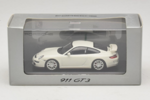 Porsche 911 997 GT3 Hvid Minichamps 1:43 WAP02012016 Metal — billede 5 af 5