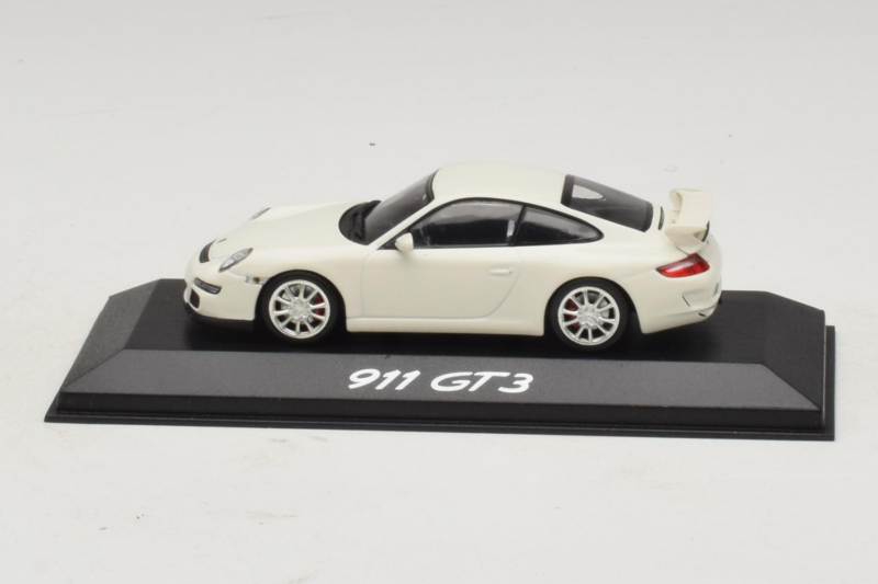 Porsche 911 997 GT3 Hvid Minichamps 1:43 WAP02012016 Metal