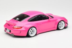 Porsche 911 997 RWB Lyserød IXO 1:18 18CMC167 Metal — billede 2 af 5