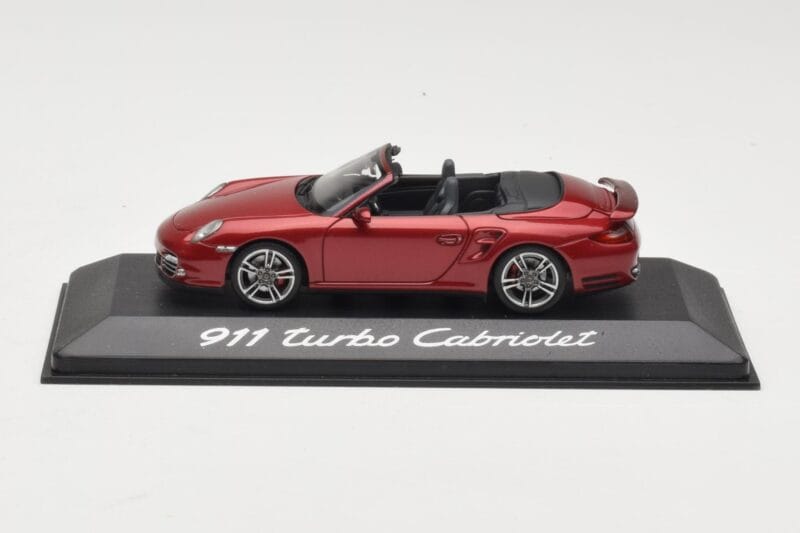 Porsche 911 997 Turbo Cabriolet Rød Minichamps 1:43 WAP0200130A Metal