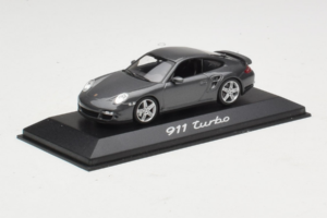 Porsche 911 997 Turbo Grey Metallic Minichamps 1:43 WAP02013116 Metal — billede 2 af 4