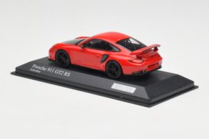 Porsche 911 997.2 GT2 RS Rød med Sorte Fælge Minichamps 1:43 400069407 Metal — billede 3 af 4