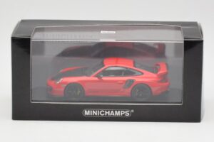 Porsche 911 997.2 GT2 RS Rød med Sorte Fælge Minichamps 1:43 400069407 Metal — billede 4 af 4