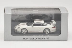 Porsche 911 997.2 GT3 RS 4.0 Hvid Minichamps 1:43 WAP0200010C Metal — billede 4 af 4