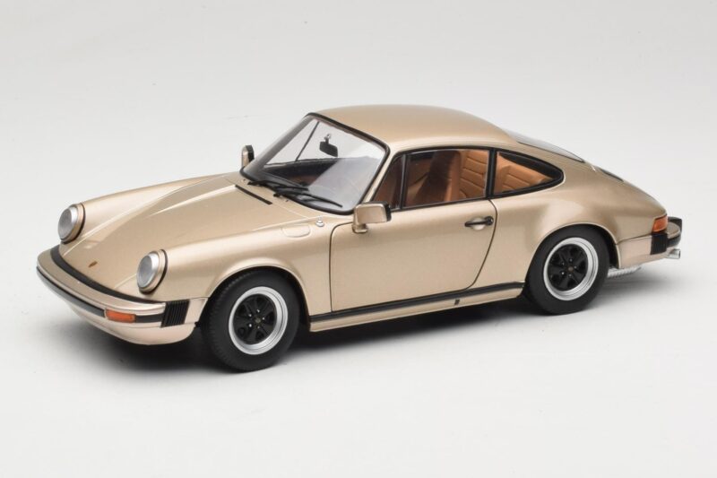 Porsche 911 Carrera 3.2 Bronze Solido 1:18 S1802602 Metal