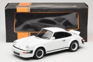 Porsche 911 SC GT Race Version IXO 1:18 18CMC007 Metal — billede 6 af 6