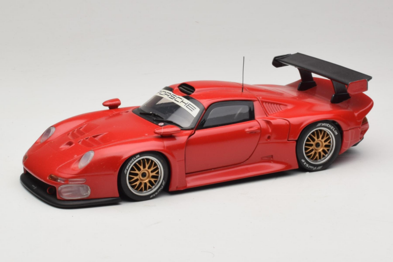 Porsche 911 GT1 Concept Rød UT Models 1:18 180966625-R1 Metal