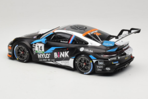 Porsche 911 GT3 Cup 992 #14 R. de Haan Oschersleben GP 2024 IXO 1:18 18RMC219 Metal — billede 5 af 6