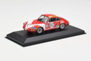 Porsche 911 S #82 Team Kremer Racing 1000km ADAC Neuhaus Class Winner 1971 Minichamps 1:43 400716882 Metal — billede 2 af 4