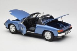Porsche 914 Blå Revell 1:18 08975 Metal — billede 5 af 8