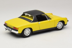 Porsche 914 Gul Revell 1:18 8976 Metal — billede 3 af 8