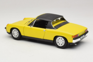 Porsche 914 Gul Revell 1:18 8976 Metal — billede 7 af 8