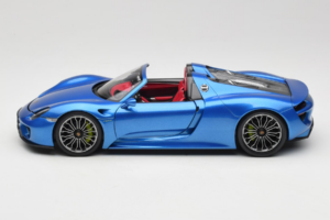 Porsche 918 Spyder Blue Metallic Minichamps 1:18 110062432 Metal — billede 4 af 8