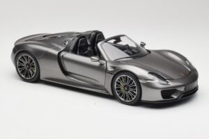 Porsche 918 Spyder Liquid Metal Sølv Minichamps 1:18 110062430 Metal — billede 6 af 8