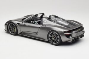Porsche 918 Spyder Liquid Metal Sølv Minichamps 1:18 110062430 Metal — billede 7 af 8