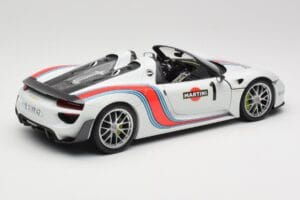 Porsche 918 Spyder Weissach Package Martini Minichamps 1:18 110062440 Metal — billede 3 af 8