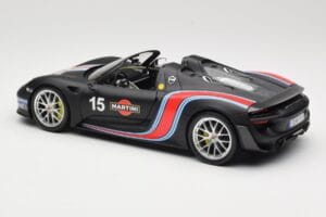 Porsche 918 Spyder Weissach Package Matt Black With Martini Stripes Minichamps 1:18 110062445 Metal — billede 7 af 8