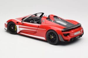 Porsche 918 Spyder Weissach Package Rød & Hvide Striber Minichamps 1:18 110062442 Metal — billede 8 af 9