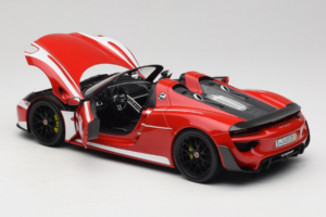 Porsche 918 Spyder Weissach Package Røde Hvide Striber Minichamps 1:18 110062442-O1 Metal — billede 5 af 8