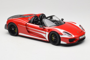 Porsche 918 Spyder Weissach Package Røde Hvide Striber Minichamps 1:18 110062442-O1 Metal — billede 6 af 8