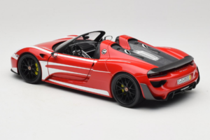 Porsche 918 Spyder Weissach Package Røde Hvide Striber Minichamps 1:18 110062442-O1 Metal — billede 7 af 8