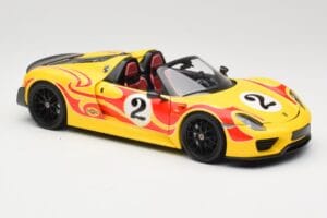 Porsche 918 Spyder Weissach Package Gul Med Striber Minichamps 1:18 110062446 Metal — billede 6 af 8