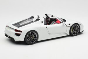 Porsche 918 Spyder Hvid Minichamps 1:18 110062436 Metal — billede 3 af 8