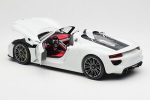 Porsche 918 Spyder Hvid Minichamps 1:18 110062436 Metal — billede 5 af 8