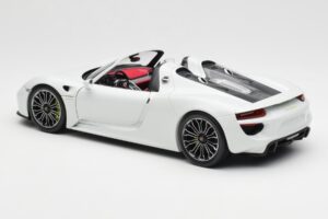 Porsche 918 Spyder Hvid Minichamps 1:18 110062436 Metal — billede 7 af 8