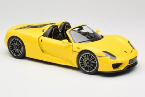 Porsche 918 Spyder Gul Minichamps 1:18 110062434 Metal — billede 6 af 8