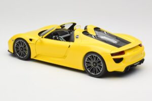 Porsche 918 Spyder Gul Minichamps 1:18 110062434 Metal — billede 7 af 8