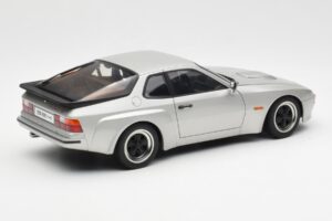 Porsche 924 Carrera GT Diamond Sølv AUTOart 1:18 78002 Metal — billede 3 af 8
