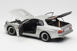 Porsche 924 Carrera GT Diamond Sølv AUTOart 1:18 78002 Metal — billede 5 af 8