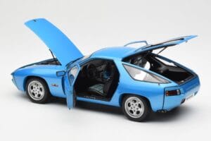 Porsche 928 Blå AUTOart 1:18 77901 Metal — billede 5 af 8