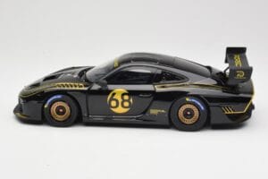 Porsche 935/19 Sort med Gyldne Striber Minichamps 1:18 155067568 Metal — billede 3 af 6