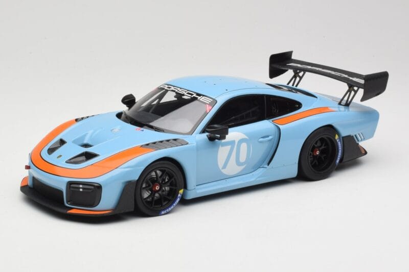 Porsche 935/19 Grello 77 Motorsport Gulf Minichamps 1:18 155067570 Metal