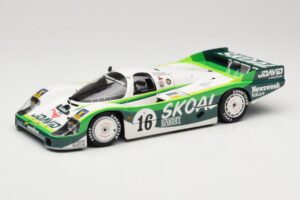 Porsche 956L #16 Skoal Bandit G. Edwards / D. Sears / M. Bleekemolen 24 Hours of Le Mans 1983 Minichamps 1:18 183836916 Metal