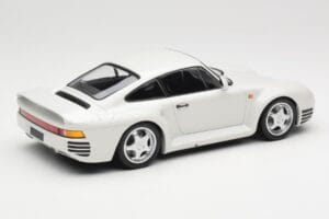 Porsche 959 White Metallic Minichamps 1:18 155066206 Metal — billede 2 af 6