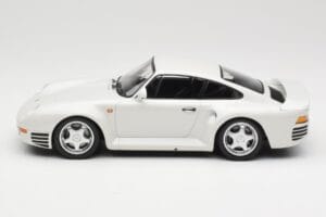 Porsche 959 White Metallic Minichamps 1:18 155066206 Metal — billede 3 af 6