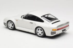 Porsche 959 White Metallic Minichamps 1:18 155066206 Metal — billede 5 af 6