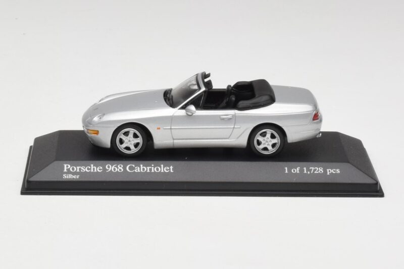 Porsche 968 Sølv Minichamps 1:43 400062332 Metal