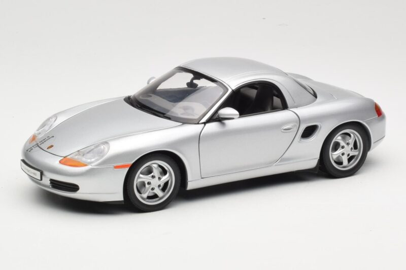 Porsche Boxster 986 Hard Top Sølv UT Models 1:18 27854 Metal