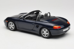 Porsche Boxster 986 S Night Blue UT Models 1:18 WAP021006-R1 Metal — billede 7 af 8